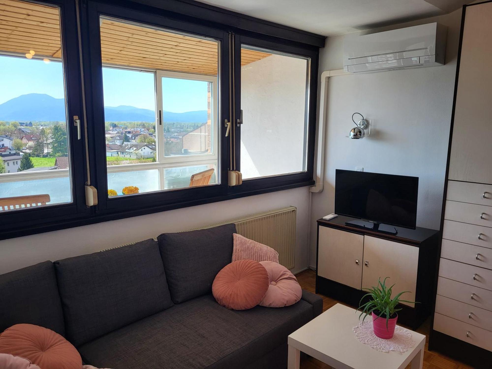 Beautiful Apartment In The Nicest Part Of Town Λιουμπλιάνα Εξωτερικό φωτογραφία